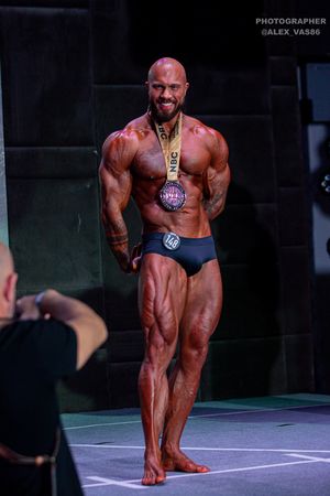 CLASSIC PHYSIQUE 178